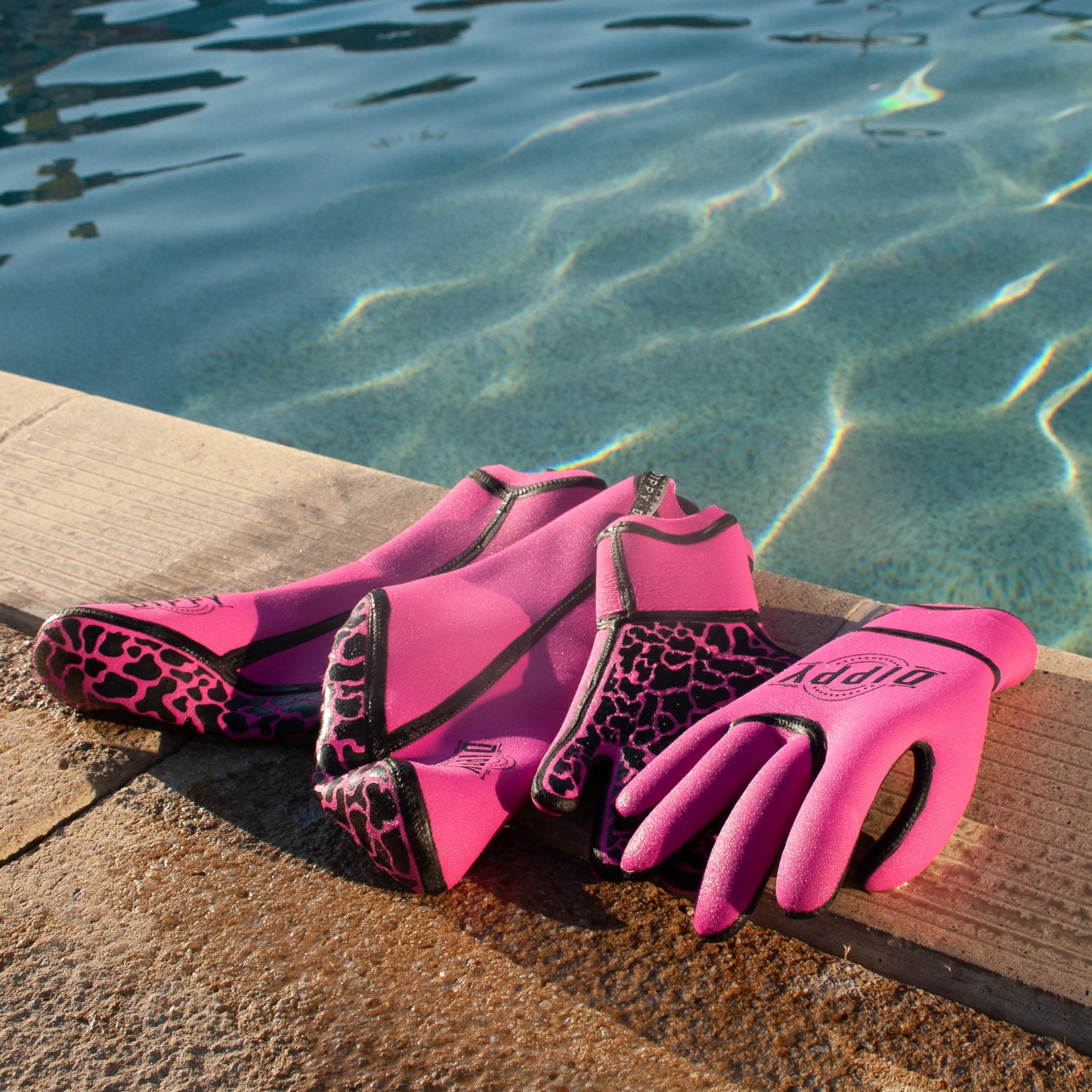 Neoprene 3MM Swim Socks - Pink
