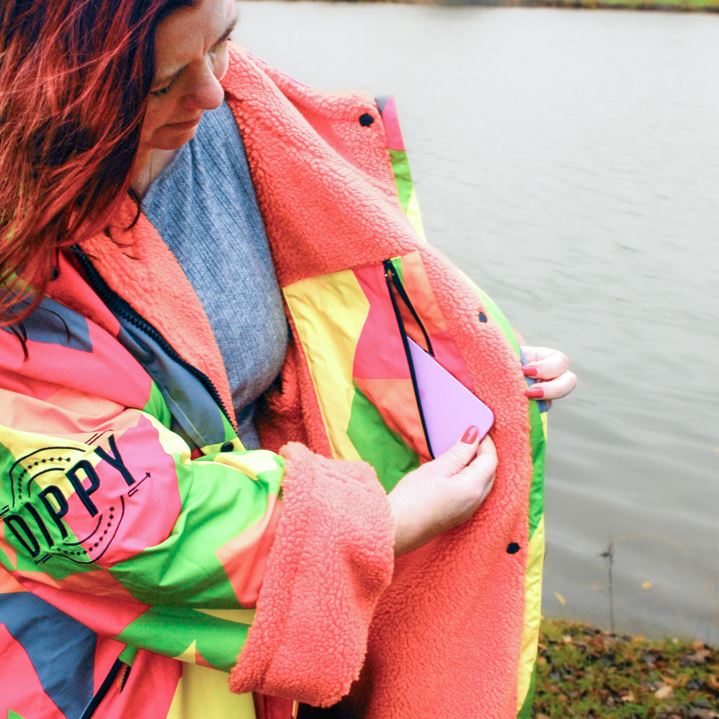 Dippy Geo Waterproof Changing Robe